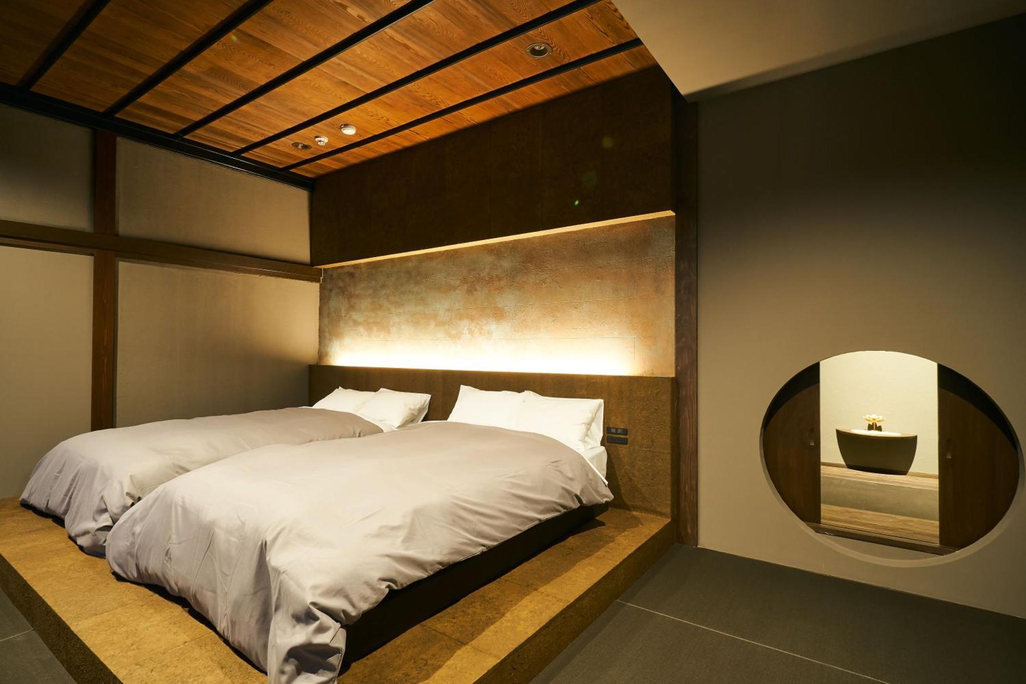 Отель Bed And Craft Nanto Экстерьер фото