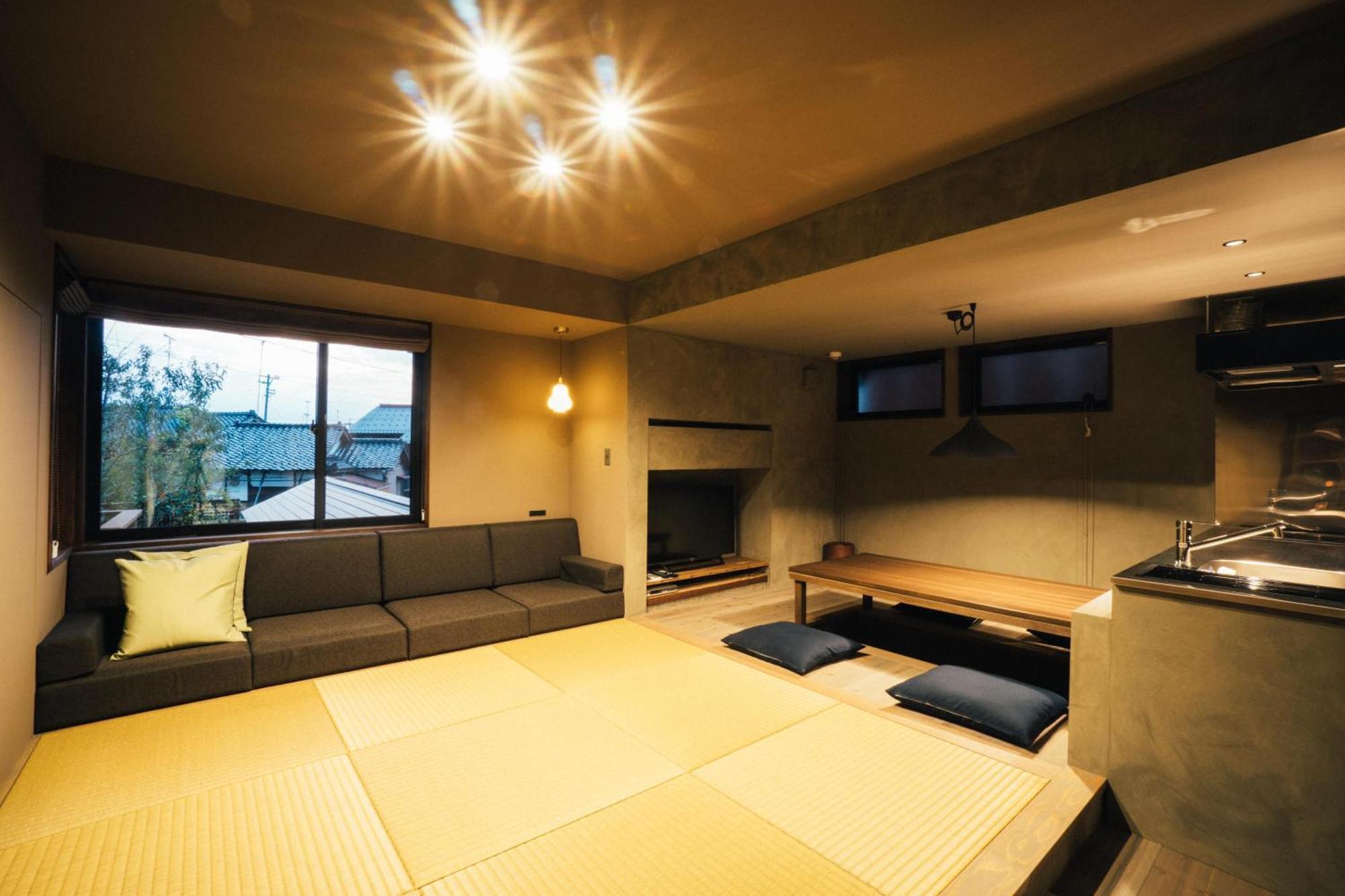 Отель Bed And Craft Nanto Номер фото